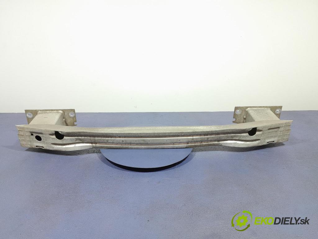 Opel Astra 2011 výztuha narazník Zad:
