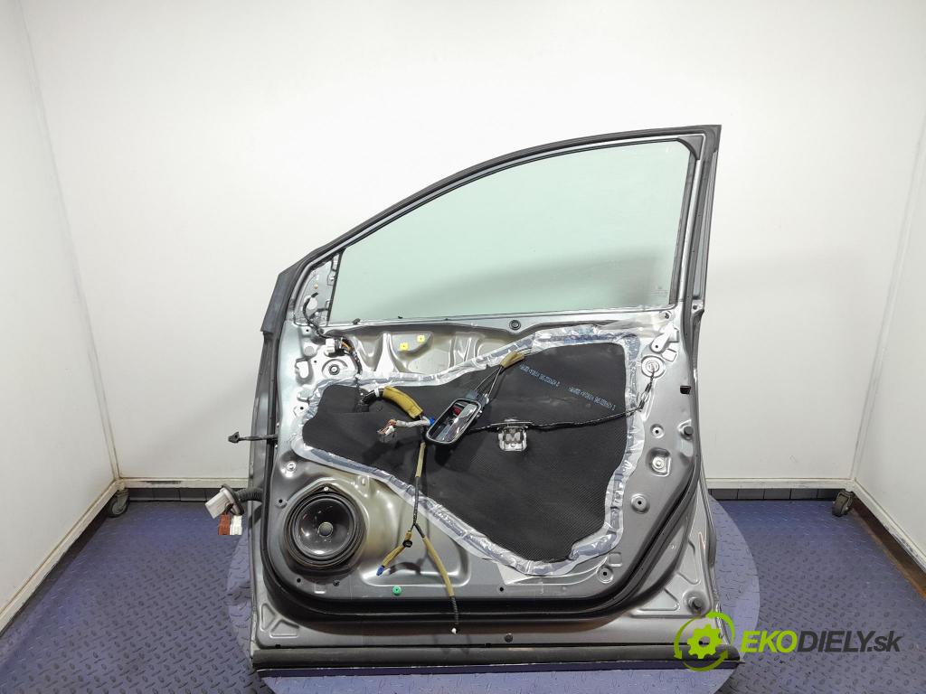 Honda Cr-v 2012 dvere Predné pravé 