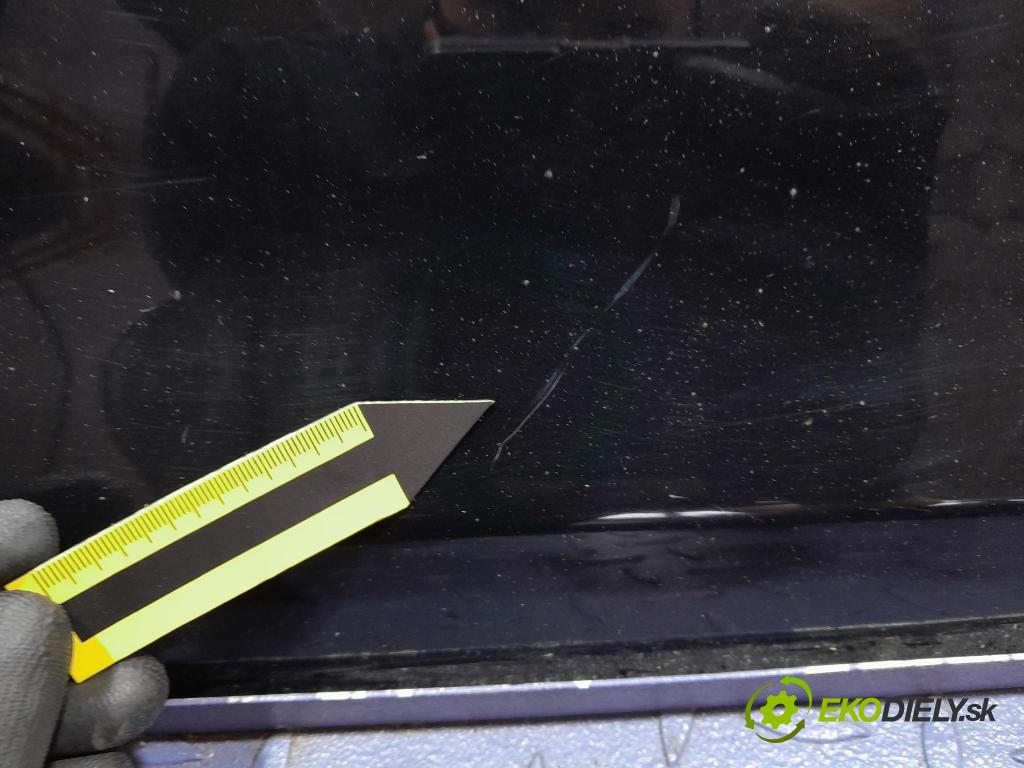 Opel Astra 2011 dvere Predné pravé