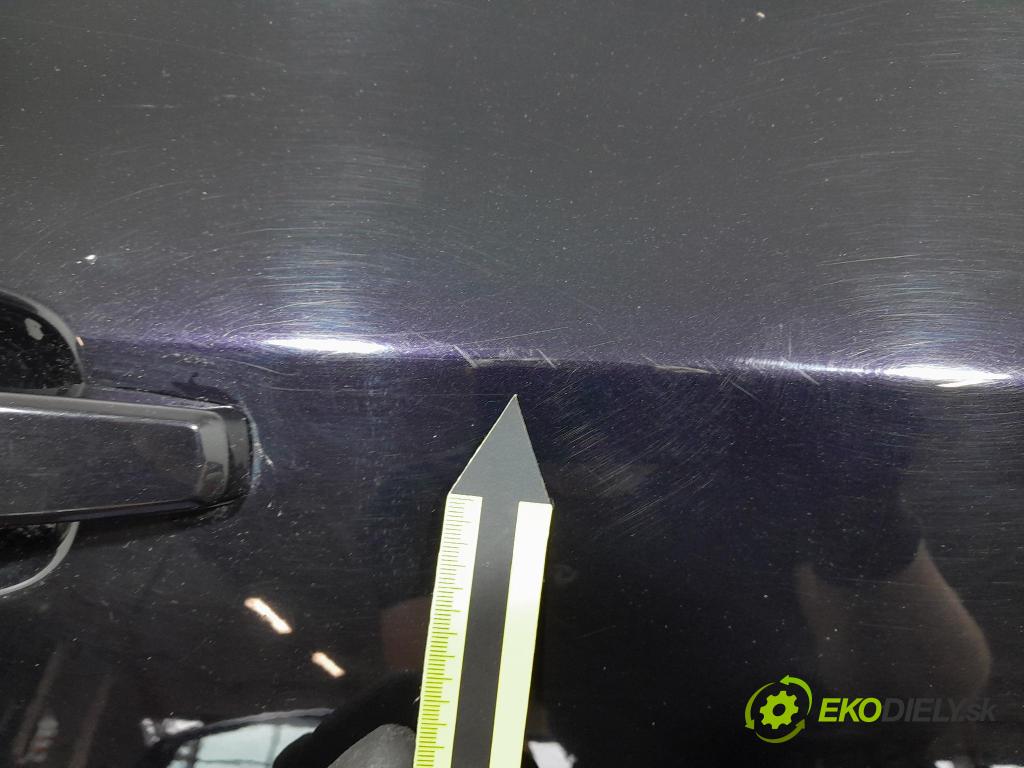 Opel Astra 2011 dveře Zad: prave