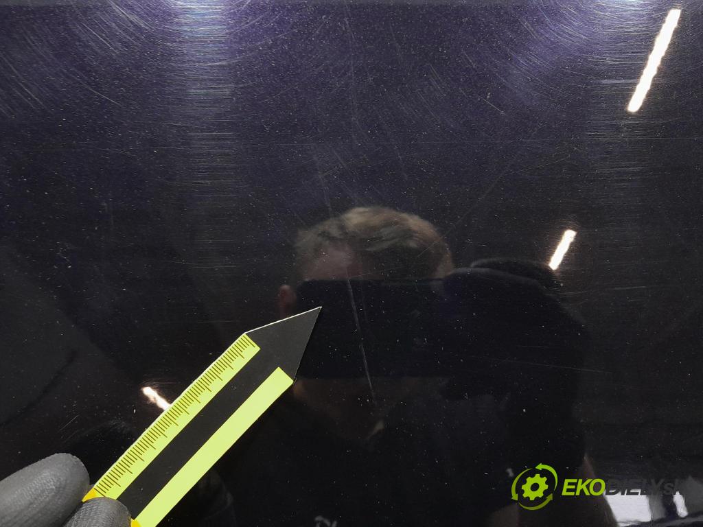 Opel Astra 2011 dveře Zad: prave