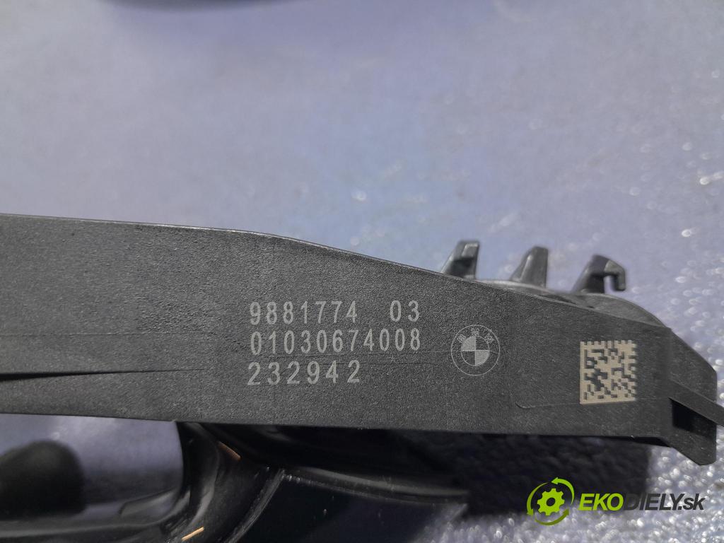 Bmw X3 2023 rukoväť Predné Prava: 9881774