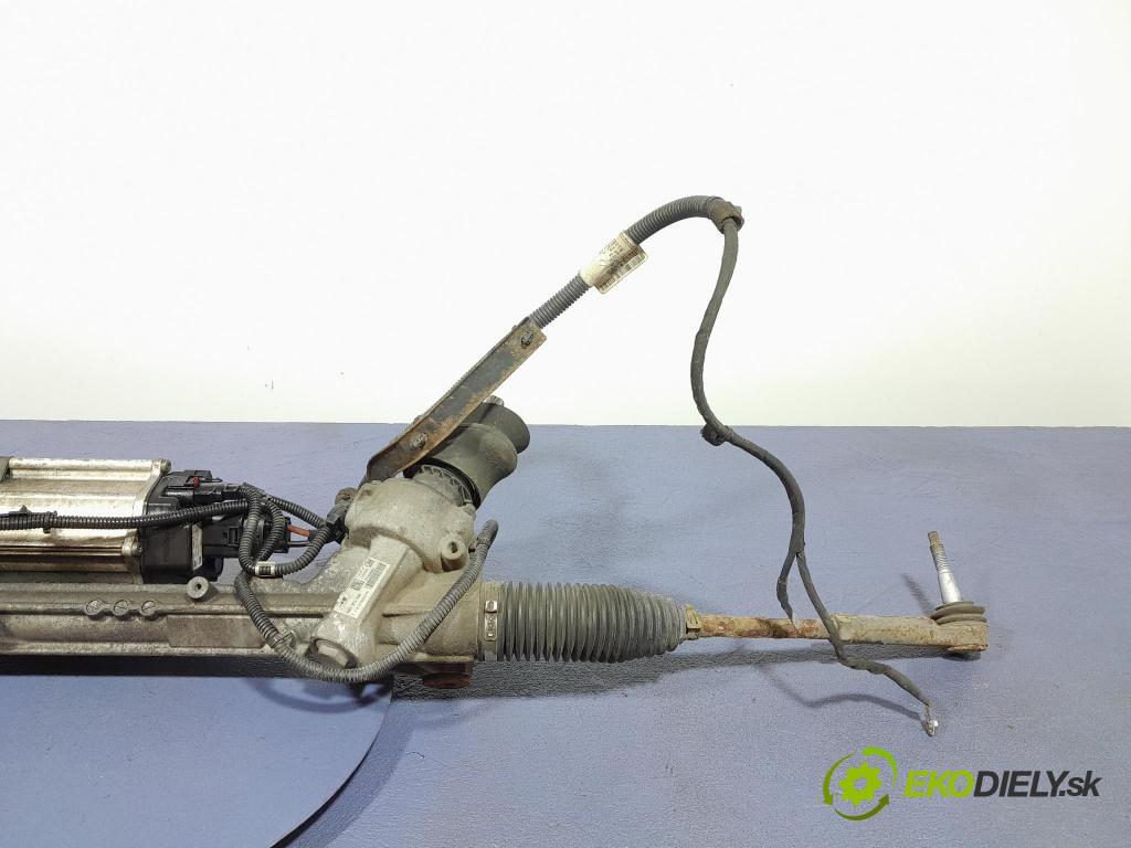 Opel Astra 2011 řízení volantu P13363853
