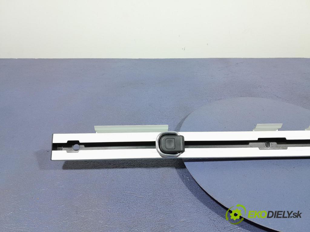 Bmw X3 2023 lišta kufra: 7396572