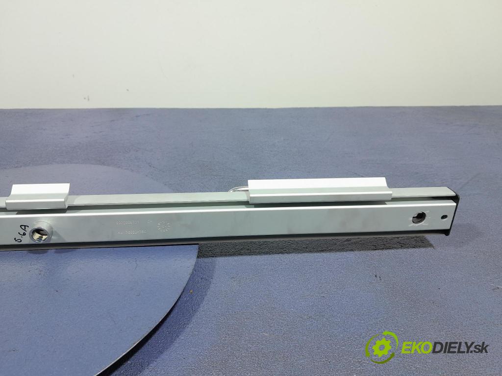 Bmw X3 2023 lišta kufra: 7396572