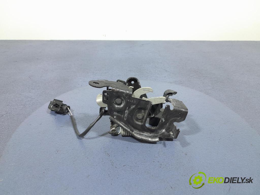 Bmw X3 2023 zámok masky: 7485957