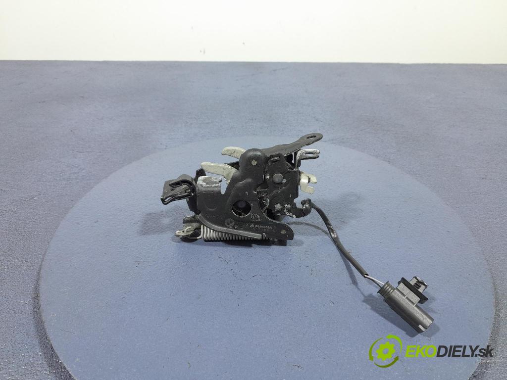 Bmw X3 2023 zámok masky: 7485957