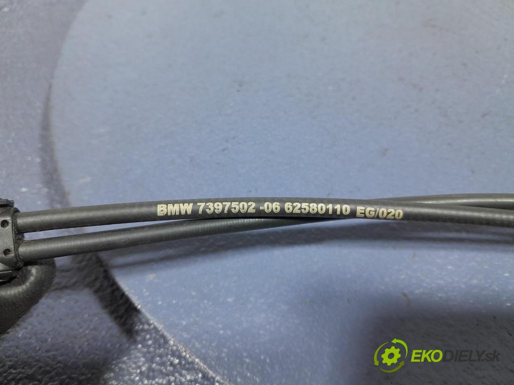 Bmw X3 2023 zámok masky: 7347409