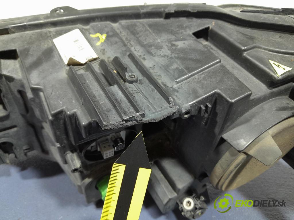 Alfa romeo Stelvio 2017 světlo v pravo: 50552984