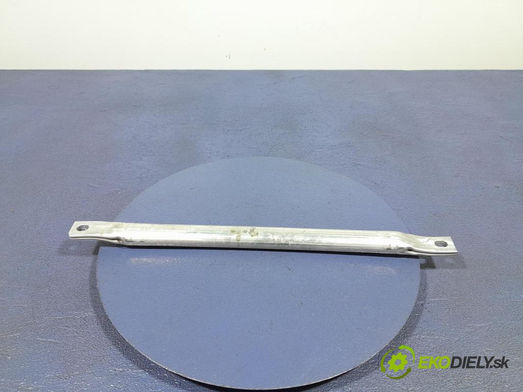 Bmw X3 2023 výztuha Čelní / stěna Přední 9880676