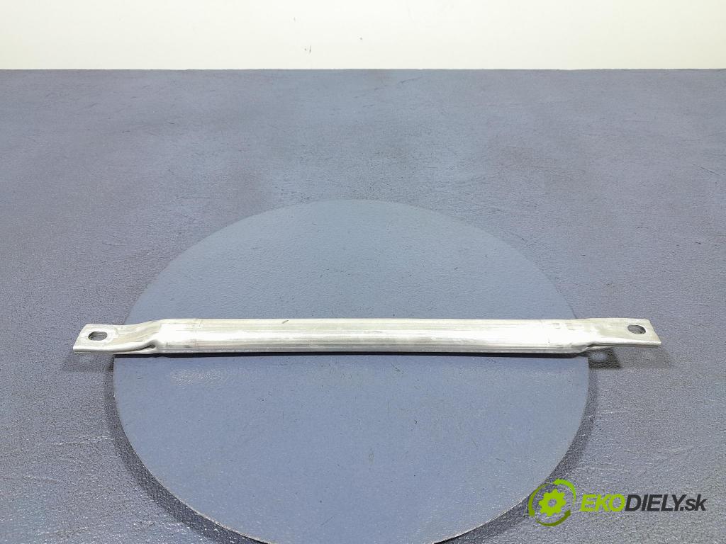 Bmw X3 2023 výztuha Čelní / stěna Přední 9880676