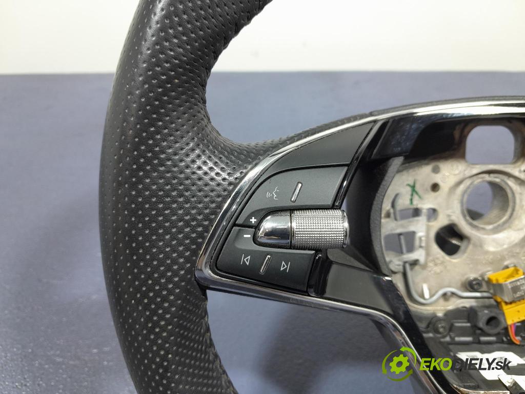 Skoda Kamiq 2022 volant 5E3419093N