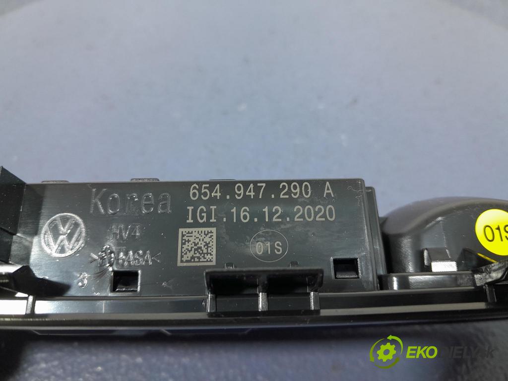 Skoda Kamiq 2022 Svietidlá: Vnútri: 654947290A
