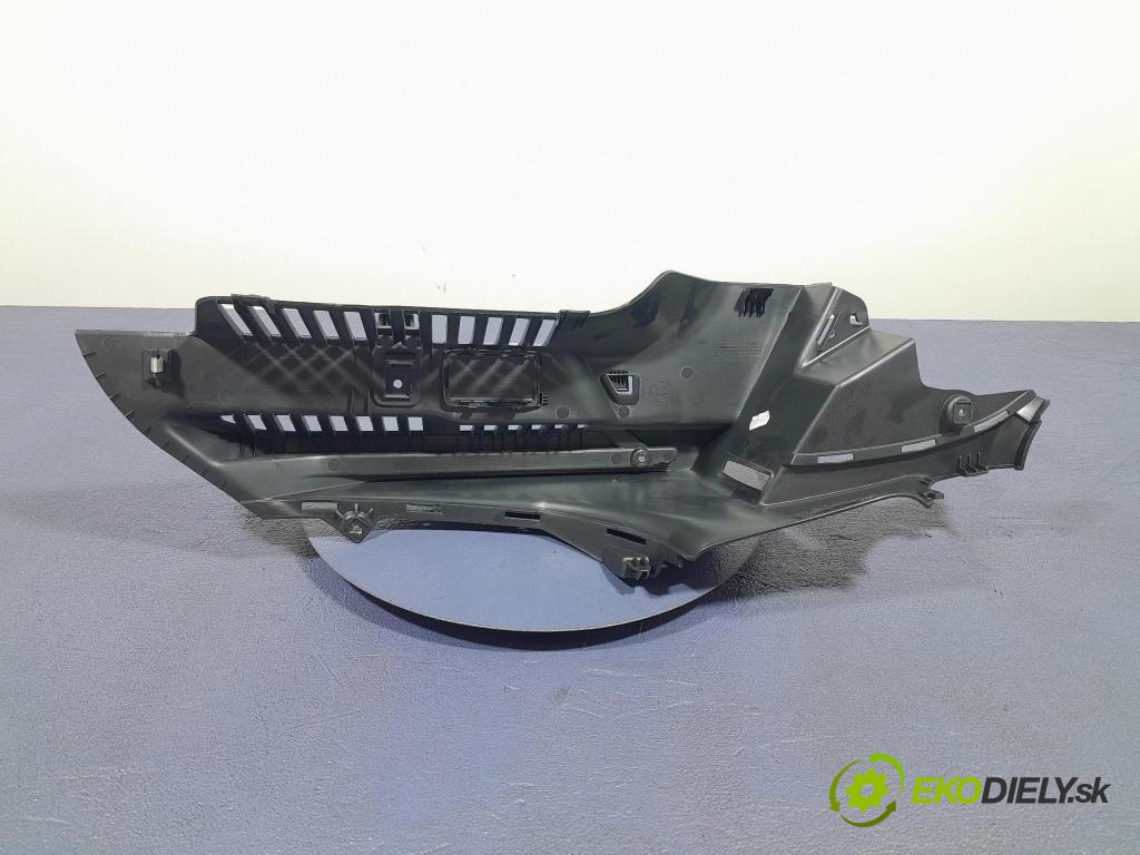 Skoda Kamiq 2022 Tapacír: kufr 658867761B