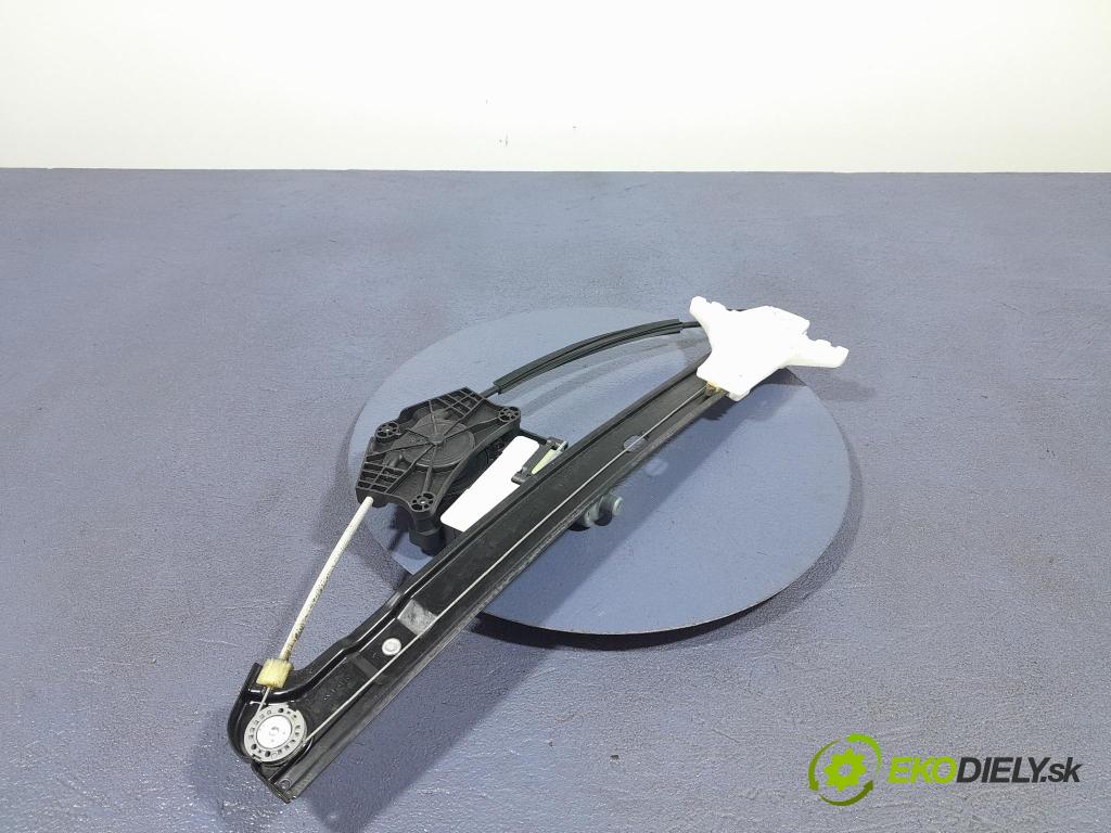 Skoda Kamiq 2022 mechanismus stahování Sklenka: Zad: Levý: 5Q0959407D