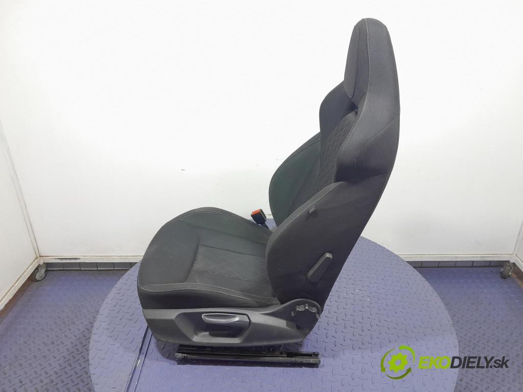 Skoda Kamiq 2022 Sedadlo Řidiči