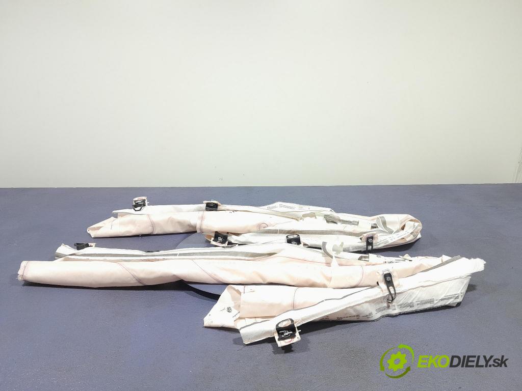 Skoda Kamiq 2022 Airbag: Záclona: x 657880742E