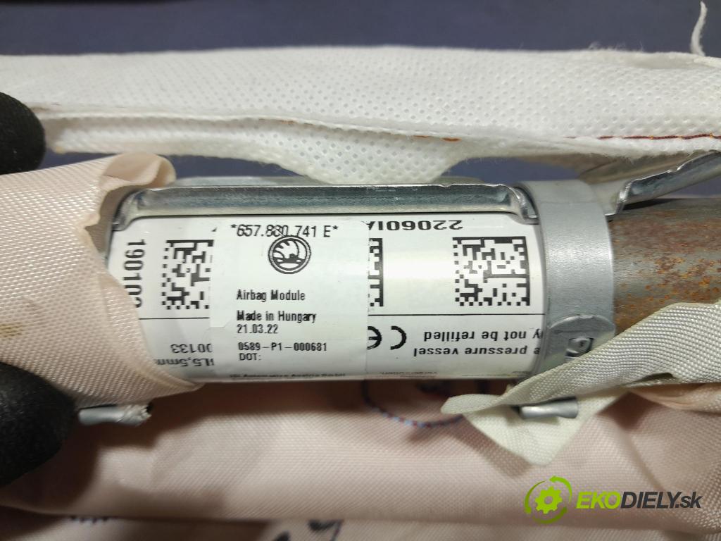 Skoda Kamiq 2022 Airbag: Záclona: x 657880742E
