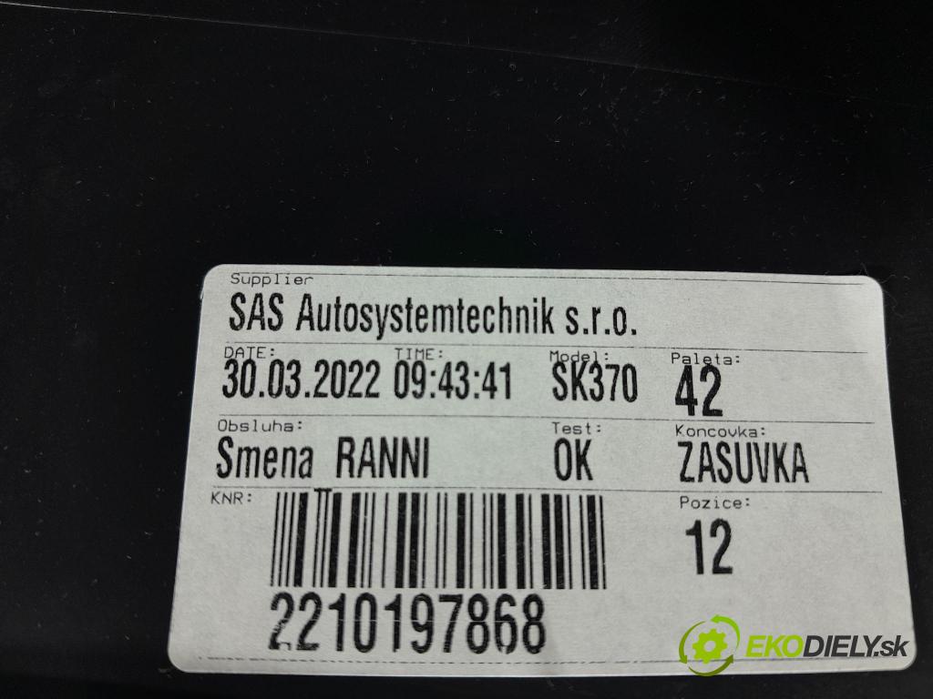 Skoda Kamiq 2022 tunel Stredný: 