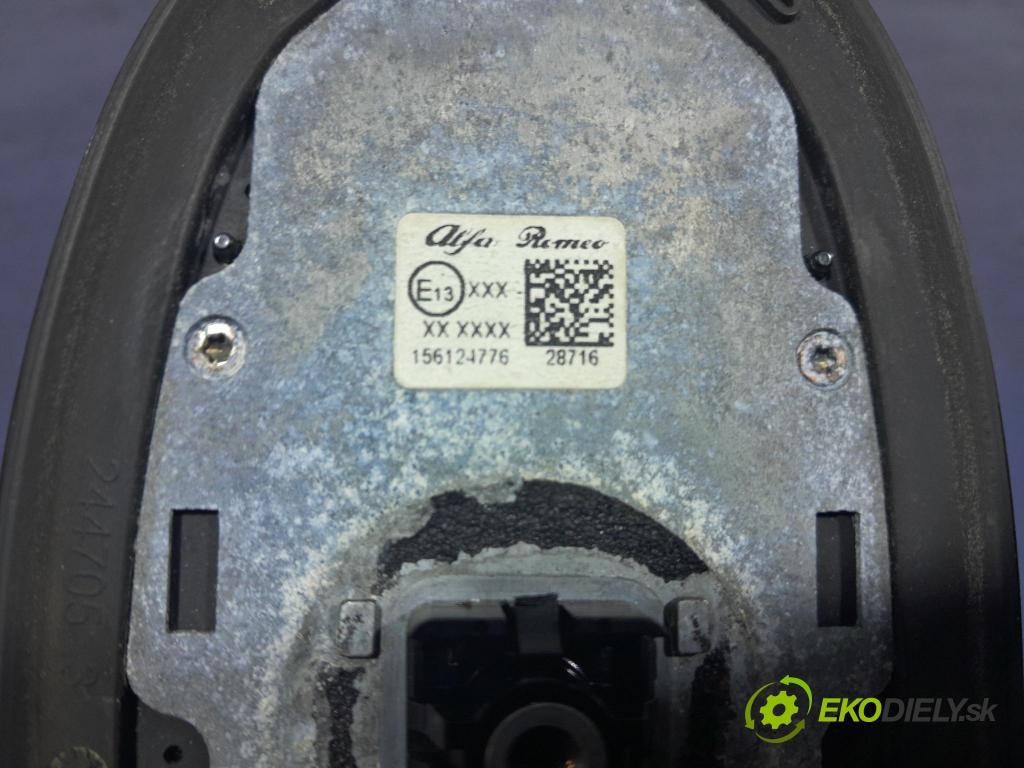 Alfa romeo Stelvio 2017 Antena 156124776