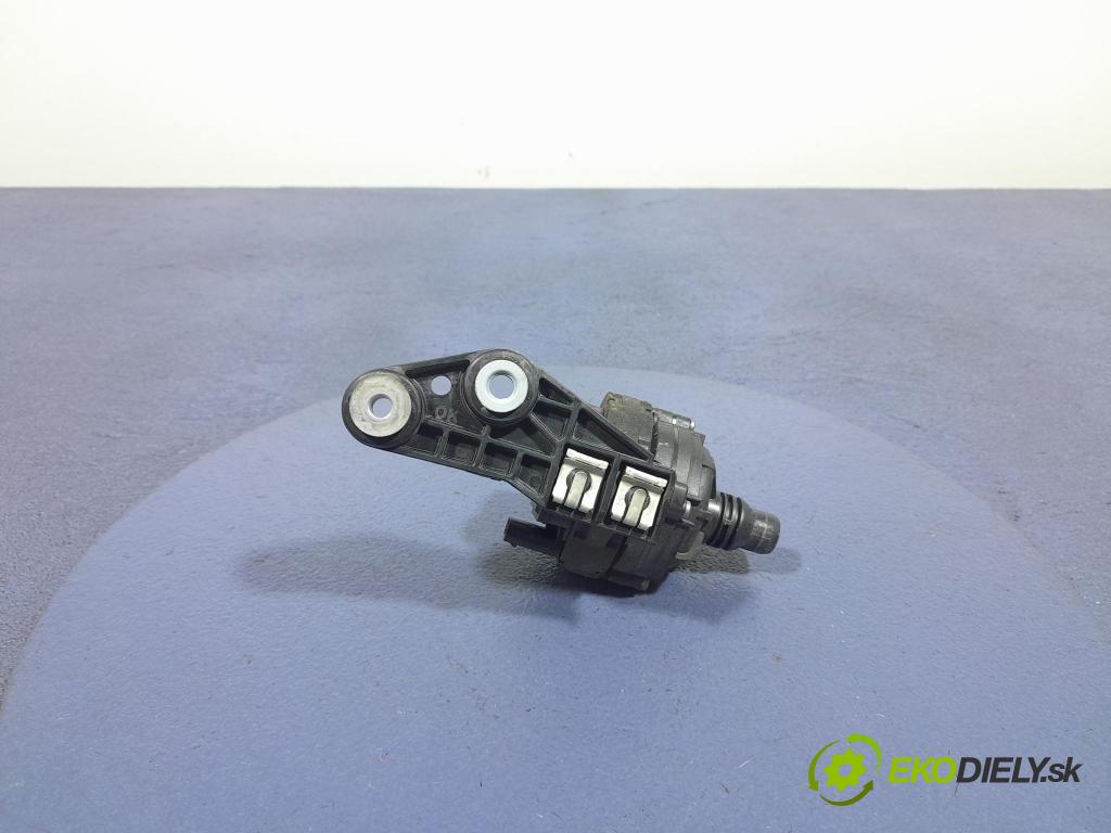 Bmw X3 2023 čerpadlo Voda 8474820