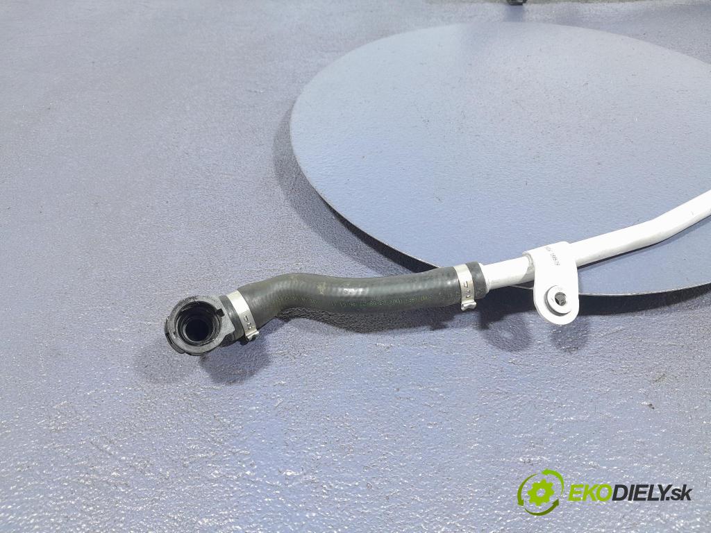 Bmw X3 2023 trubka Chladič: 8597286