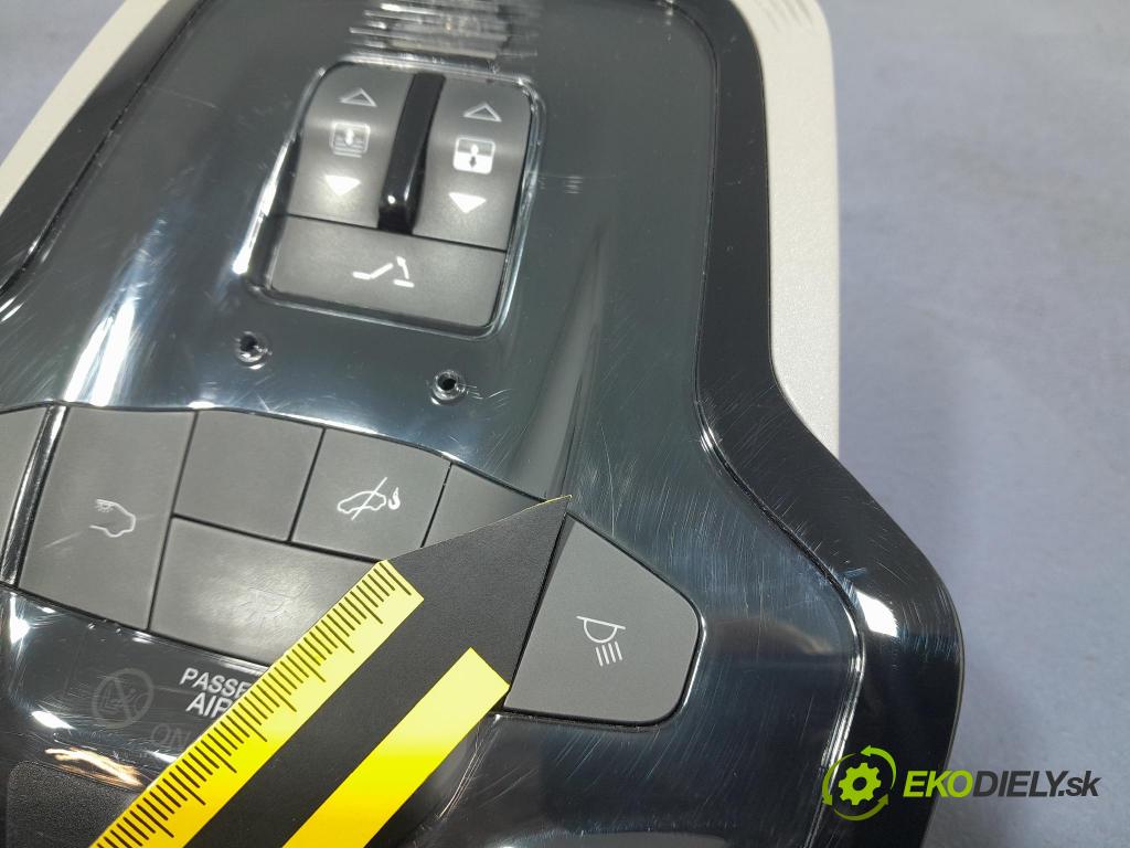 Alfa romeo Stelvio 2017 Lampy Uvnitř 50552675