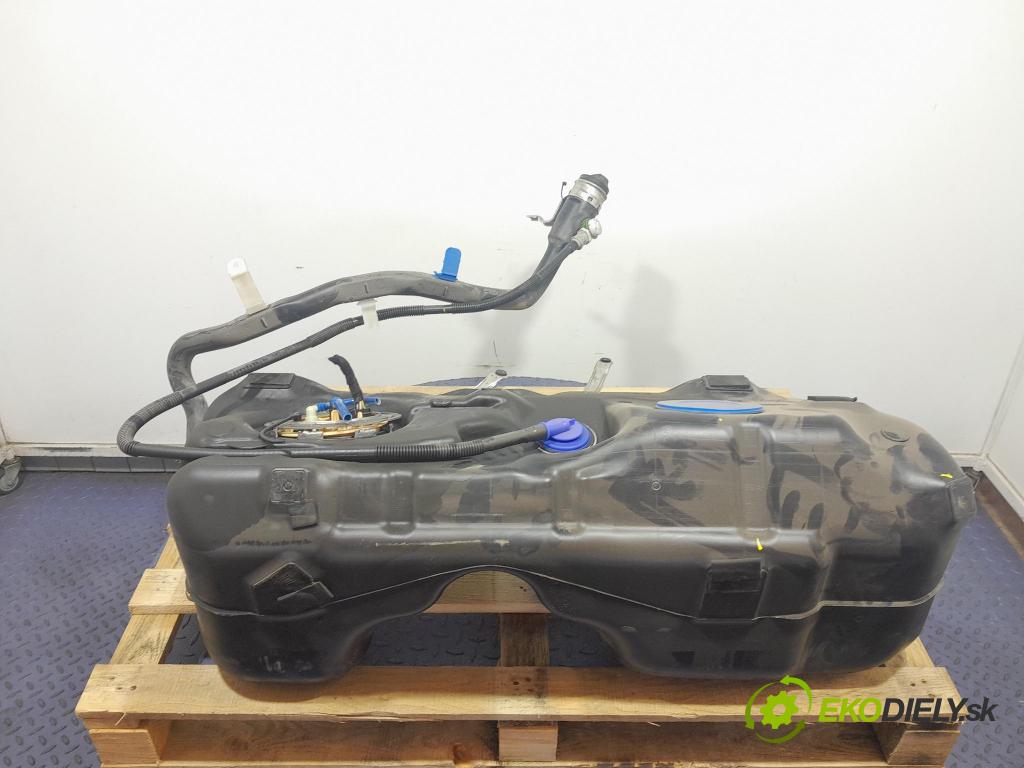 Bmw X3 2023 Nádrž: Paliva: 9897894