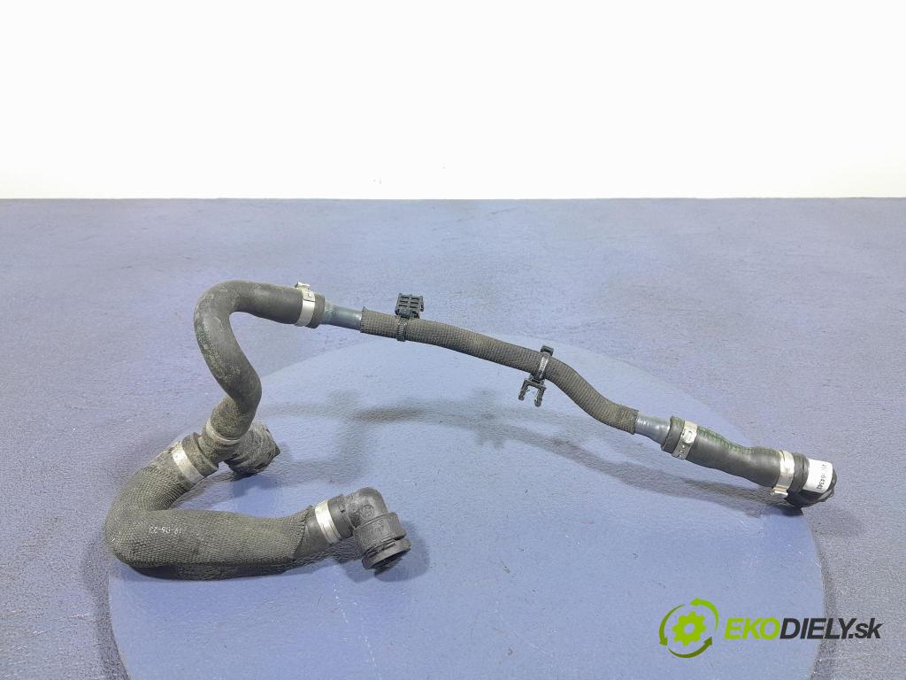 Bmw X3 2023 trubka Chladič: 8470041