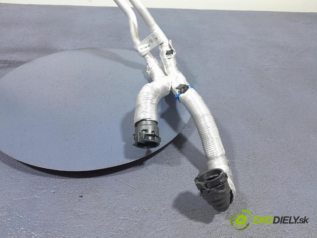 Bmw X3 2023 rúrka Chladič: 8596395