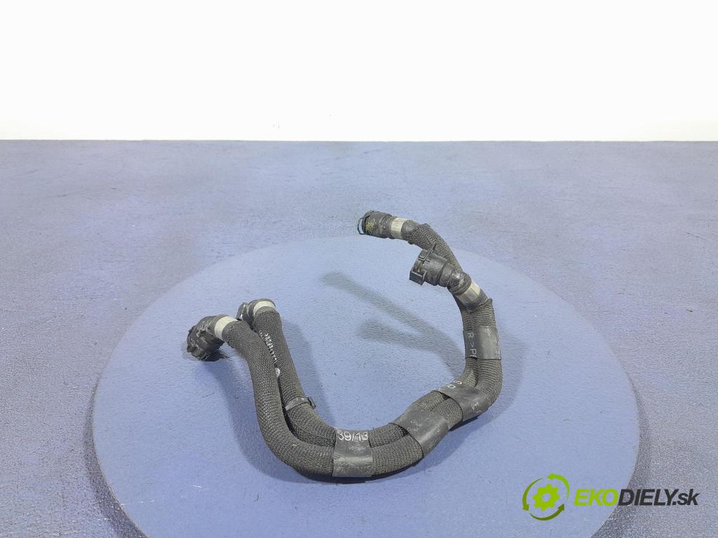Bmw X3 2023 trubka Chladič: 8596403