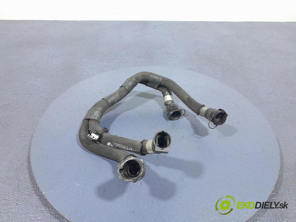 Bmw X3 2023 trubka Chladič: 8596403