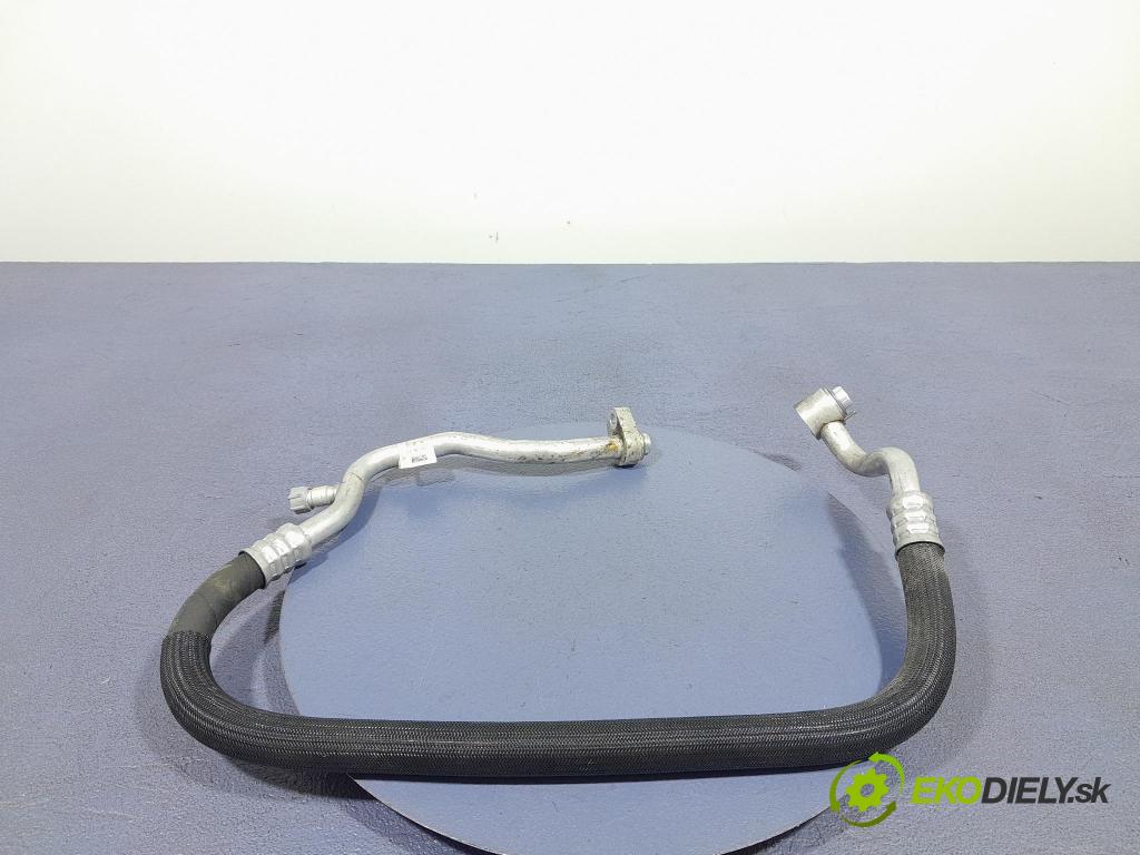 Bmw X3 2023 trubka Klimatizace: 9868417