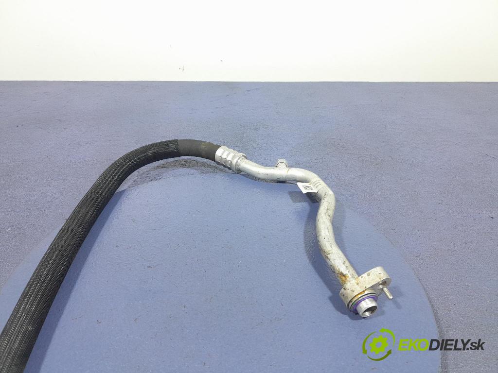 Bmw X3 2023 trubka Klimatizace: 9868417