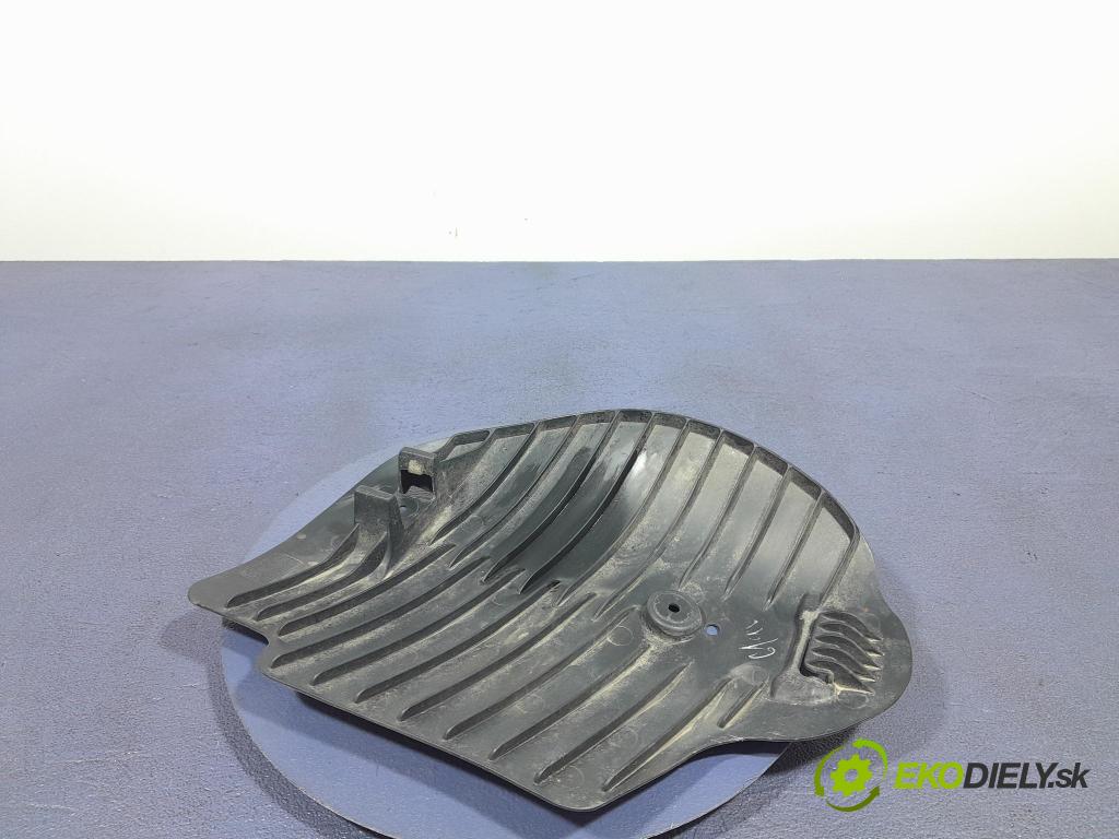 Bmw X3 2023 kryt Plast: podvozek: 6871002