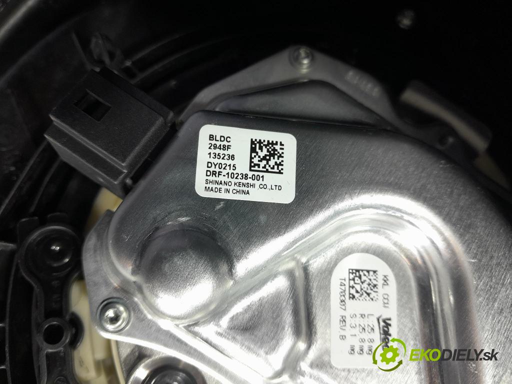 Bmw X3 2023 radiátor 6843809