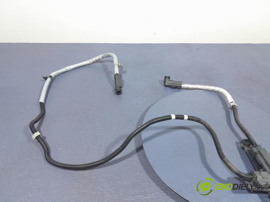 Bmw X3 2023 trubka Paliva: 7498851