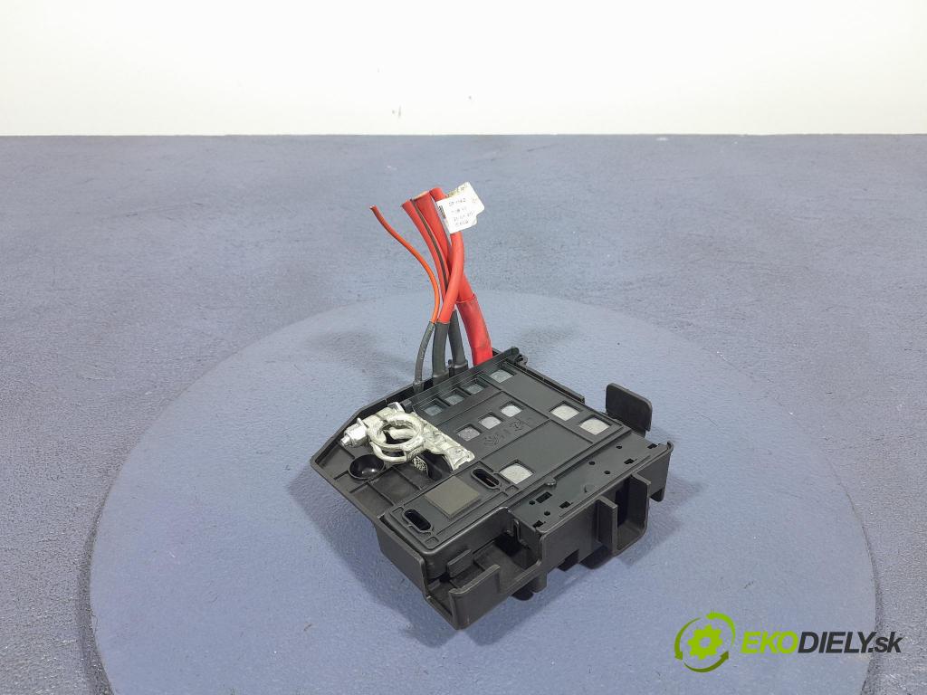 Alfa romeo Stelvio 2017 instalace Elektrický: 00505340730
