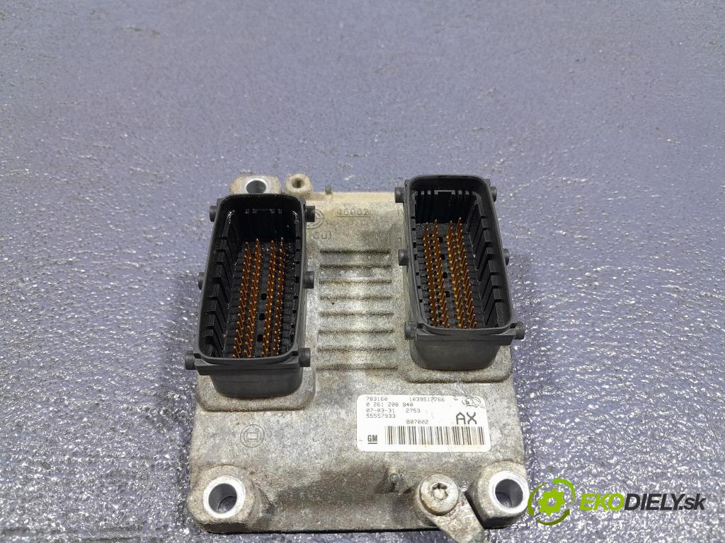 Opel Corsa 2007 řídící jednotka Motor: 55557933