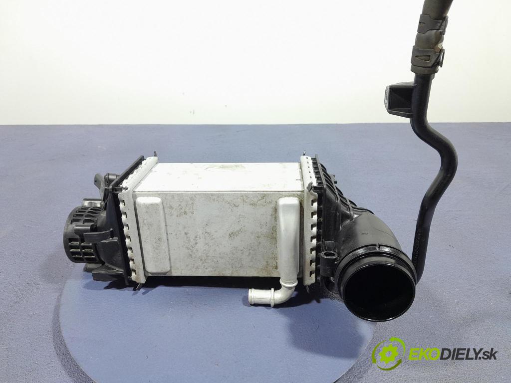 Skoda Kamiq 2022 Chladič Vzduch: 04E145785E