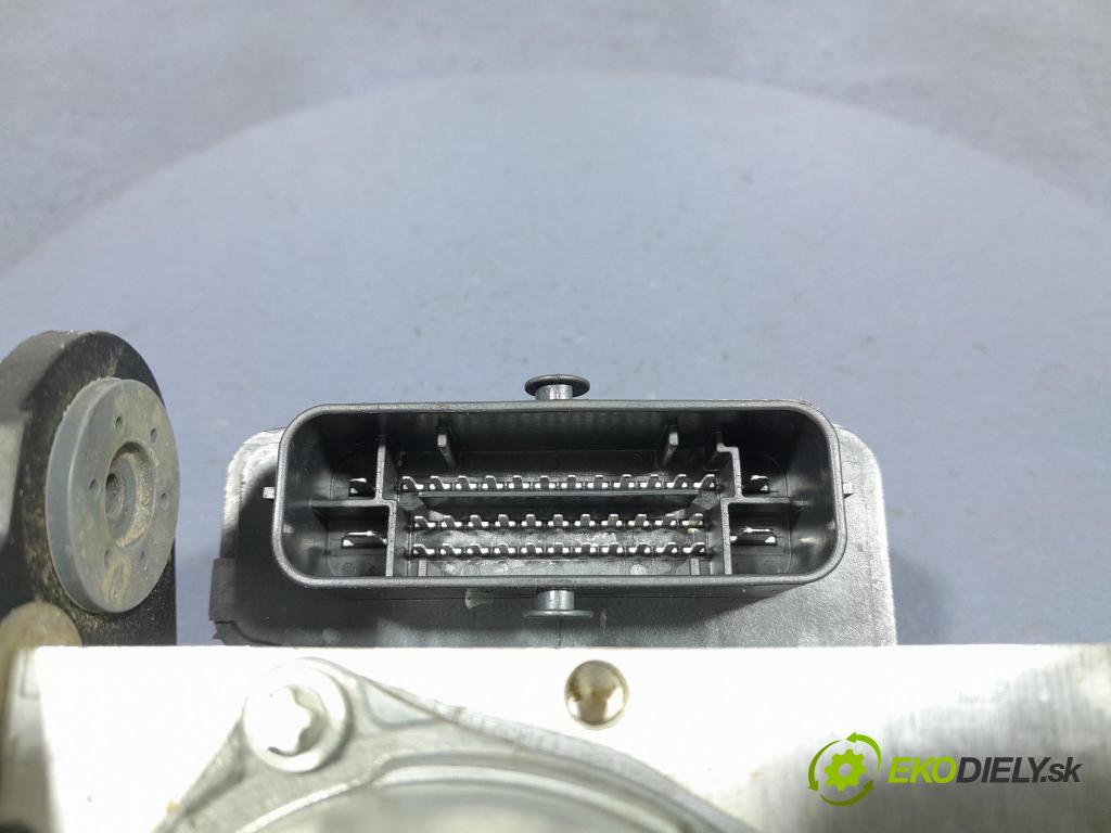 Skoda Kamiq 2022 čerpadlo ABS x 2Q0614517AQ