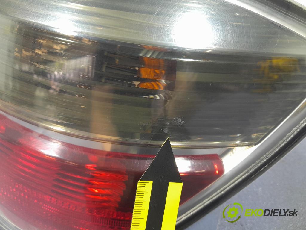Opel Astra 2008 světlo Zad: Práva: Mimo: 13222325