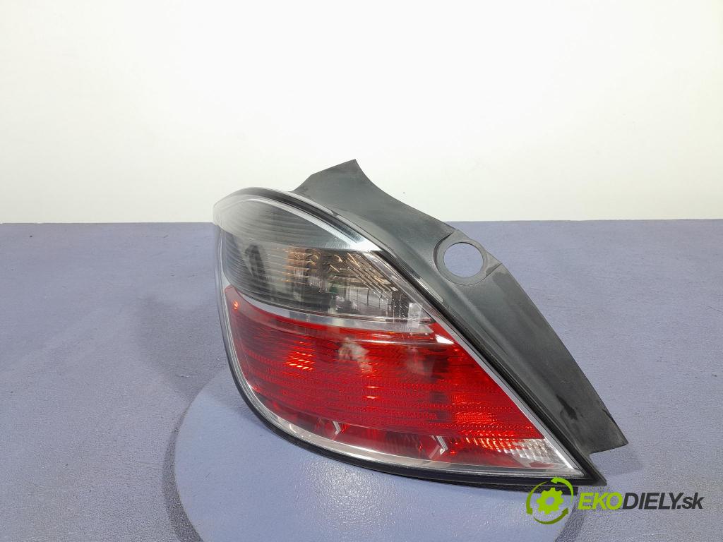 Opel Astra 2008 světlo Zad: levá Mimo: 13222324
