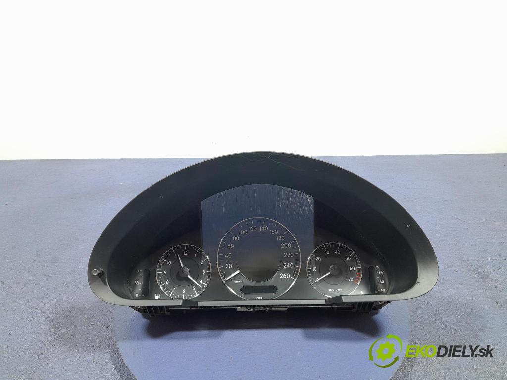 Mercedes E-klasa 2007 Přístrojová deska