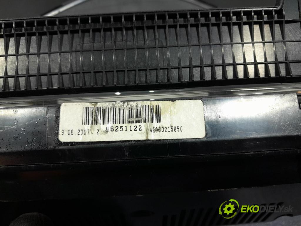 Mercedes E-klasa 2007 Přístrojová deska 