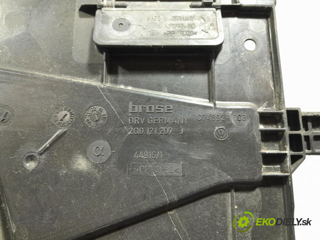 Skoda Kamiq 2022 Ventilátor Chladič: 2Q0121207J