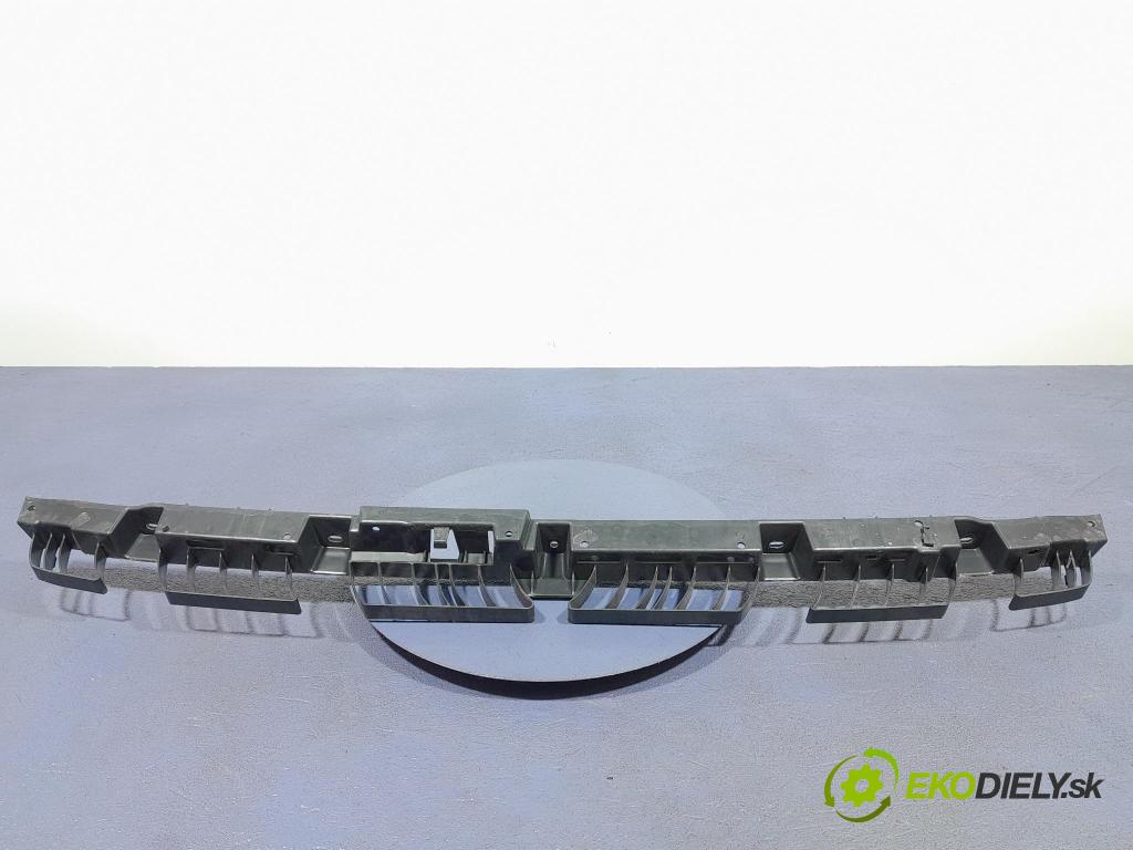 Skoda Kamiq 2022 Upevnění: narazník 658807863