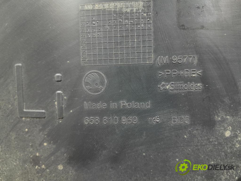 Skoda Kamiq 2022 Blatník: plastický: zad 658810969