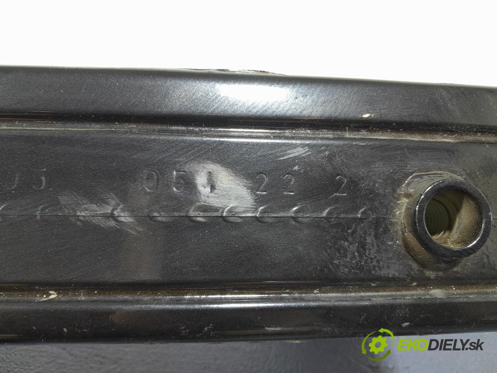 Skoda Kamiq 2022 výstuha narazník zad 658807305