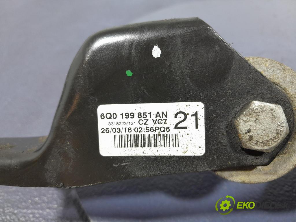 Skoda Rapid 2016 Polštář/ Tlapka: Motor: 6Q0199851AN
